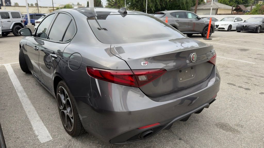 Used 2022 Alfa Romeo Giulia Veloce image 5