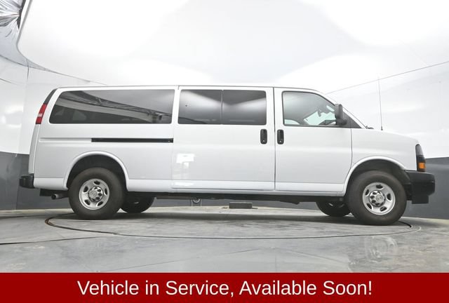 Used 2024 Chevrolet Express 3500 LS RWD image 40