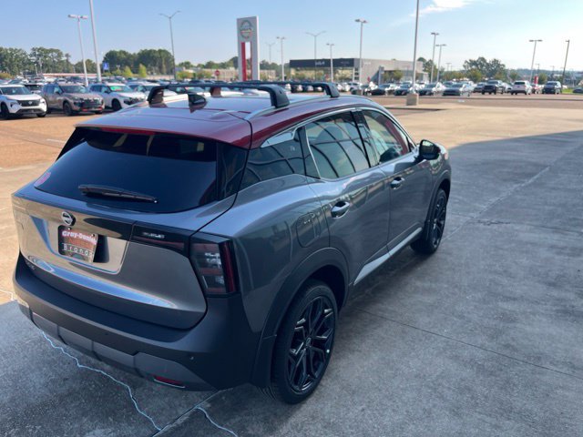 New 2027 Nissan Kicks SR FWD image 4