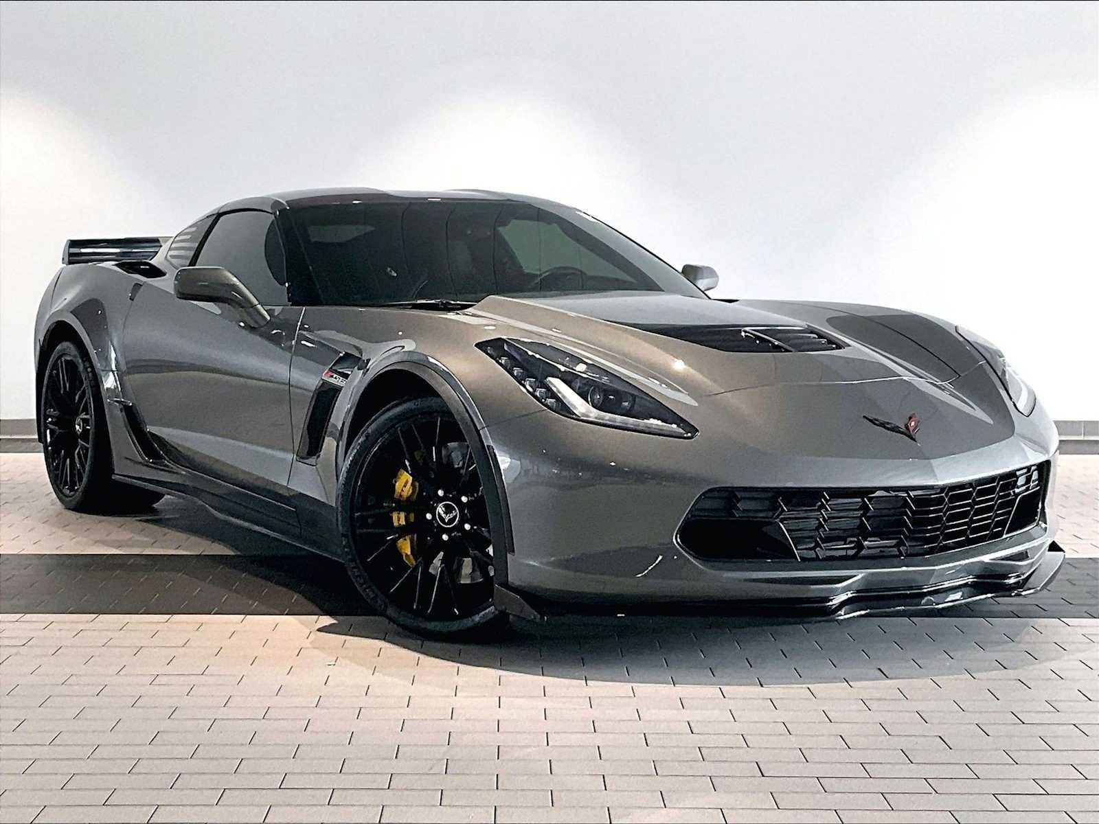 Used 2015 Chevrolet Corvette Z06 w/ 2LZ Preferred Equipment Group image 12