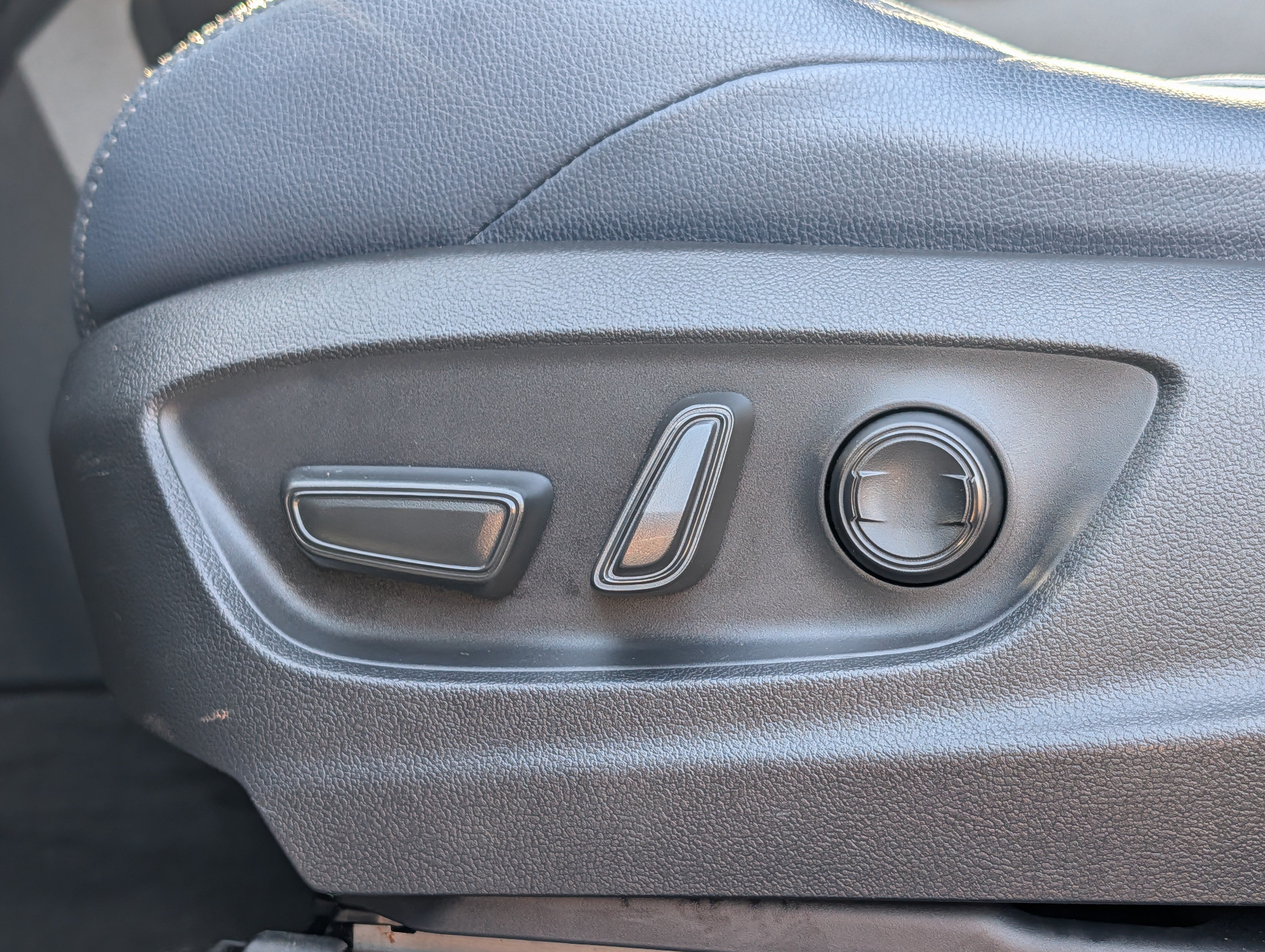 Used 2023 Subaru Solterra AWD image 20