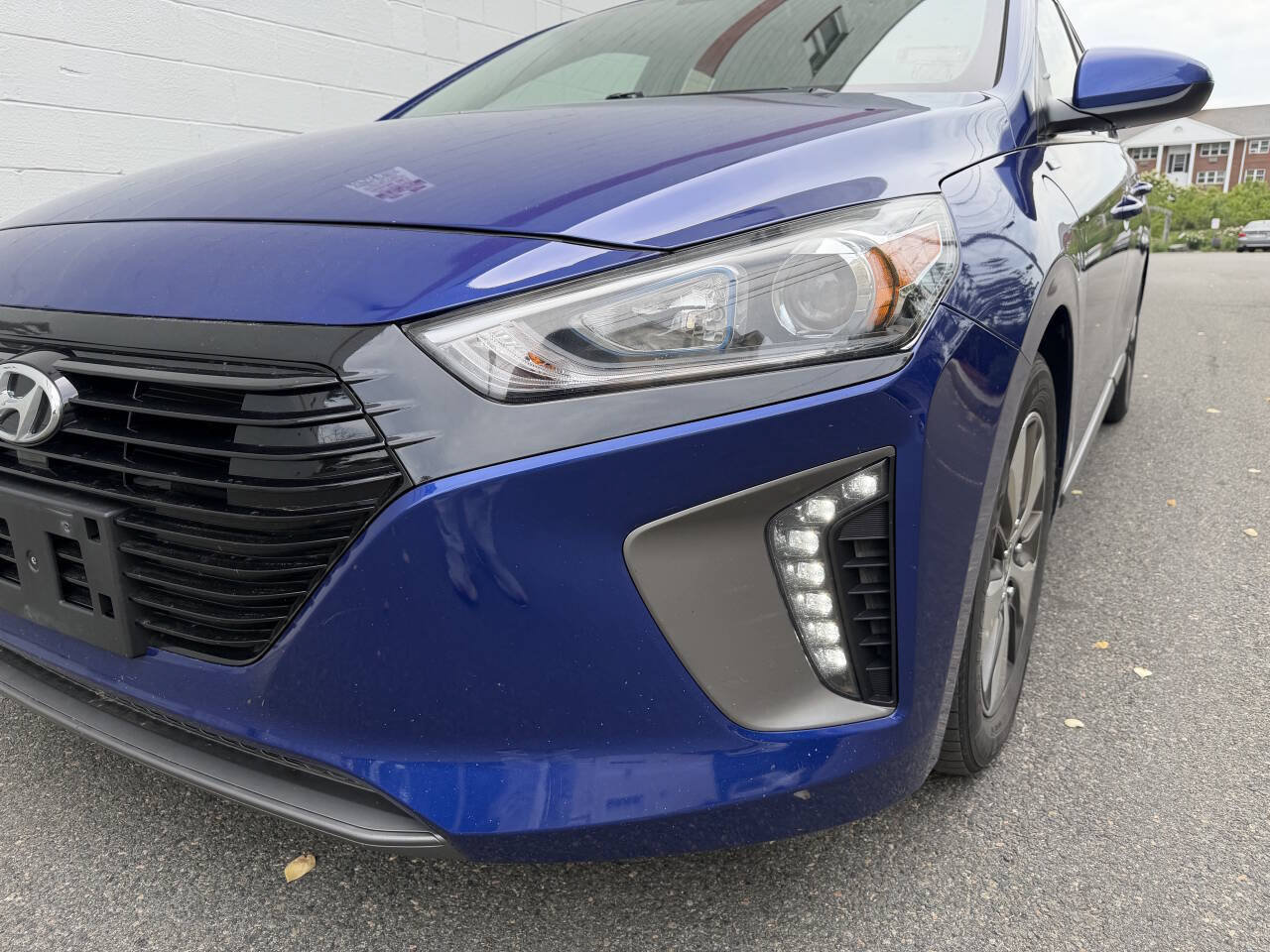Used 2019 Hyundai Ioniq Plug-In Hybrid FWD image 15