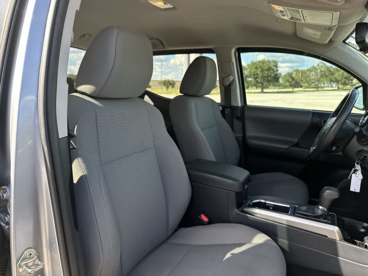 Used 2019 Toyota Tacoma SR5 RWD image 22