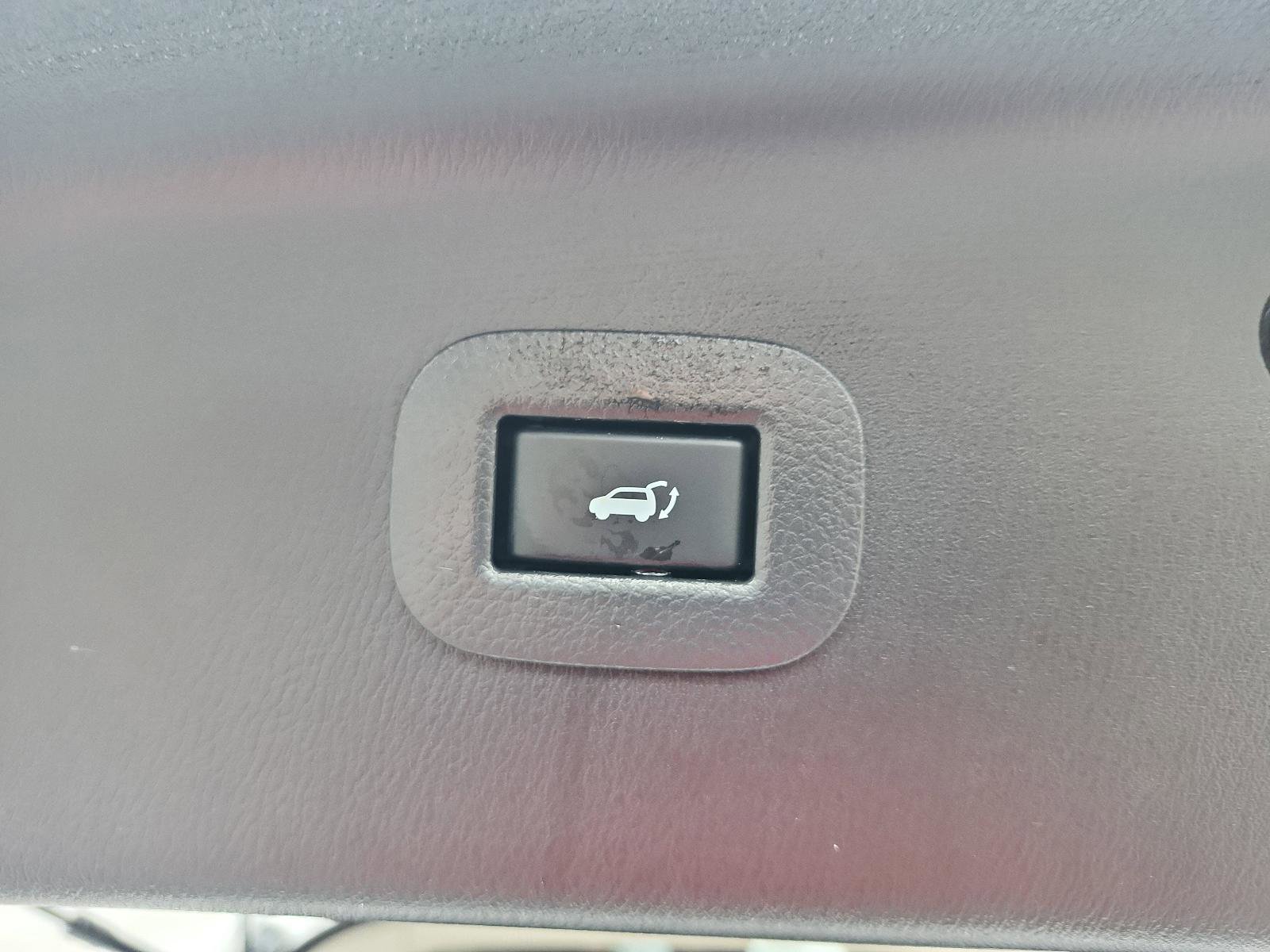 Used 2022 INFINITI QX80 Luxe w/ Cargo Package image 12