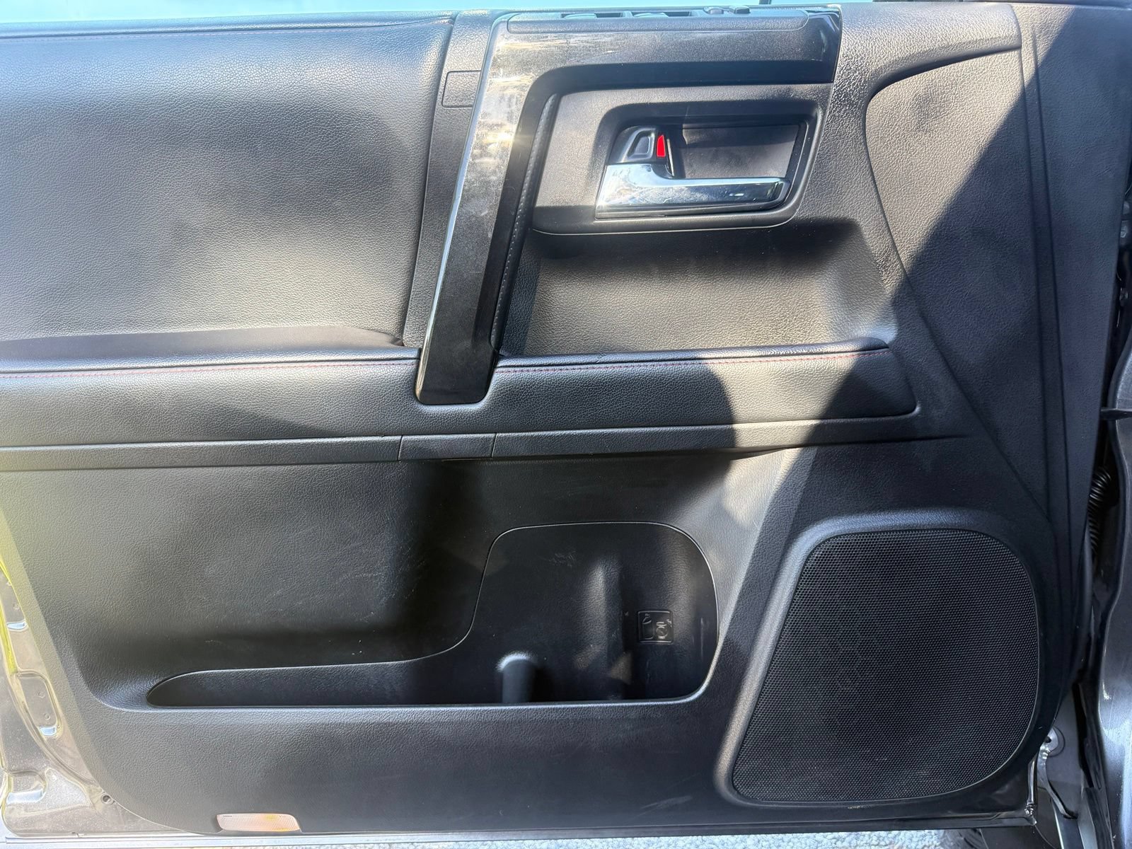 Used 2020 Toyota 4Runner TRD Off-Road Premium AWD/4WD image 43