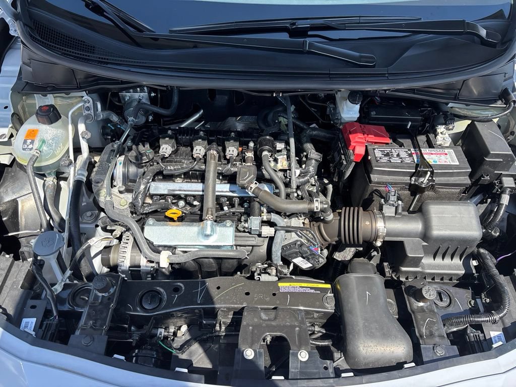 Certified 2025 Nissan Versa SR w/ Trunk Package FWD image 11