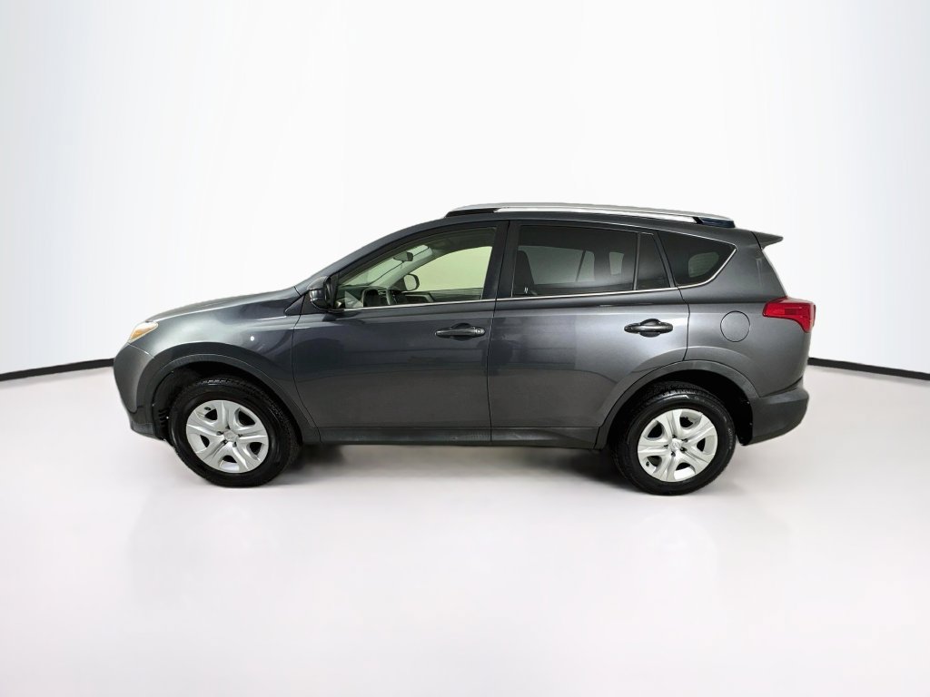 Used 2013 Toyota RAV4 LE FWD image 4