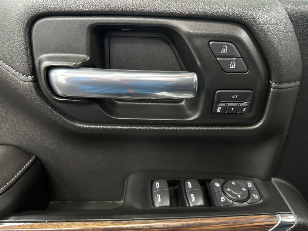 Used 2019 Chevrolet Silverado 1500 High Country w/ Technology Package image 20