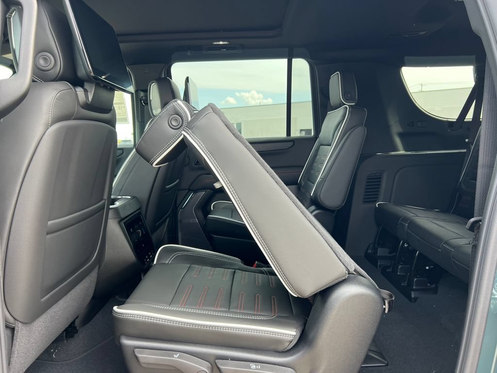 New 2026 GMC Yukon XL AT4 Ultimate AWD/4WD image 37