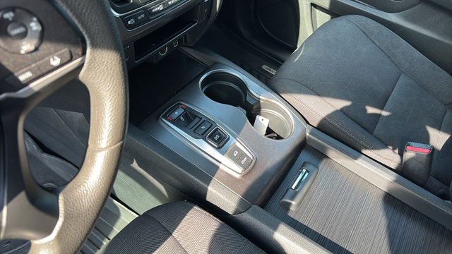 Used 2022 Honda Pilot Sport image 14