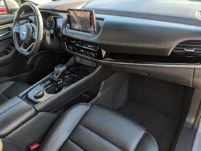 Used 2023 Nissan Rogue SL AWD/4WD image 36