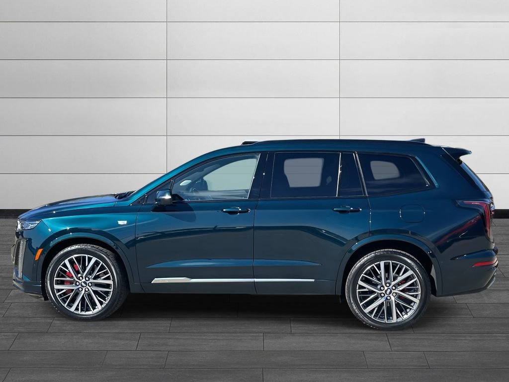 Certified 2025 Cadillac XT6 Sport w/ Platinum Package image 2