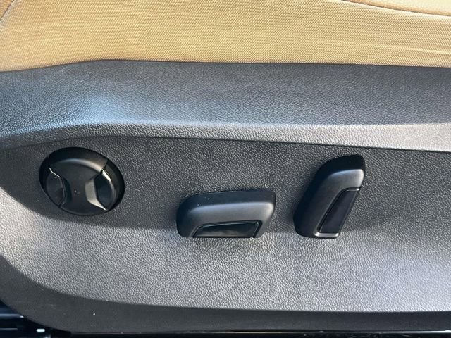 Certified 2023 Volkswagen Tiguan SE w/ Panoramic Sunroof Package image 20