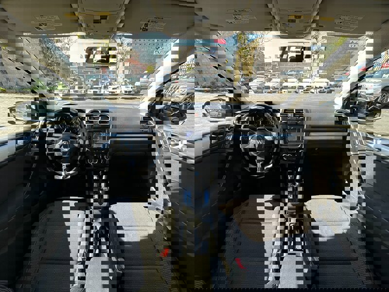 Used 2013 Volkswagen Golf 4-Door image 14