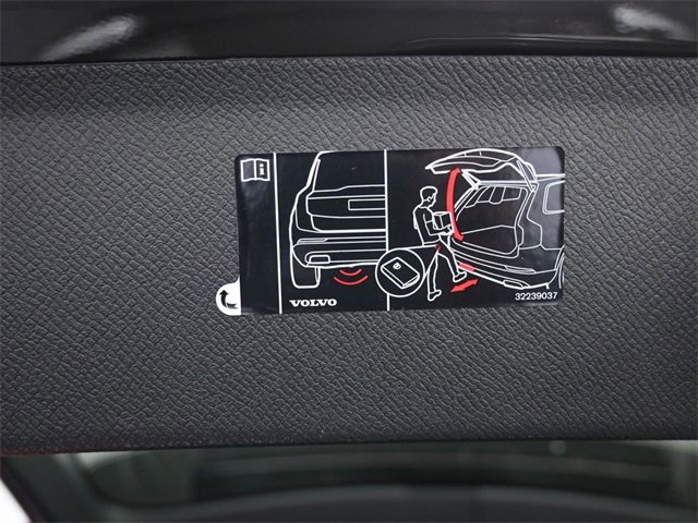 Used 2024 Volvo XC90 B5 Plus image 26