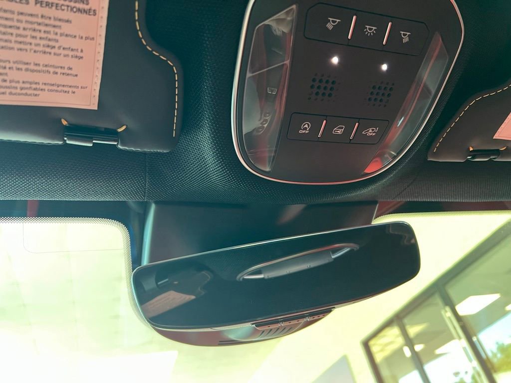 Used 2022 Ferrari F8 Tributo image 18