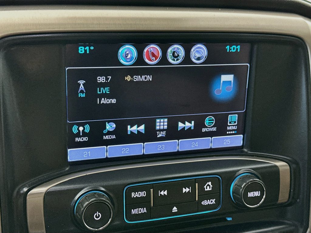Used 2019 GMC Sierra 2500 Denali w/ Duramax Plus Package AWD/4WD image 17