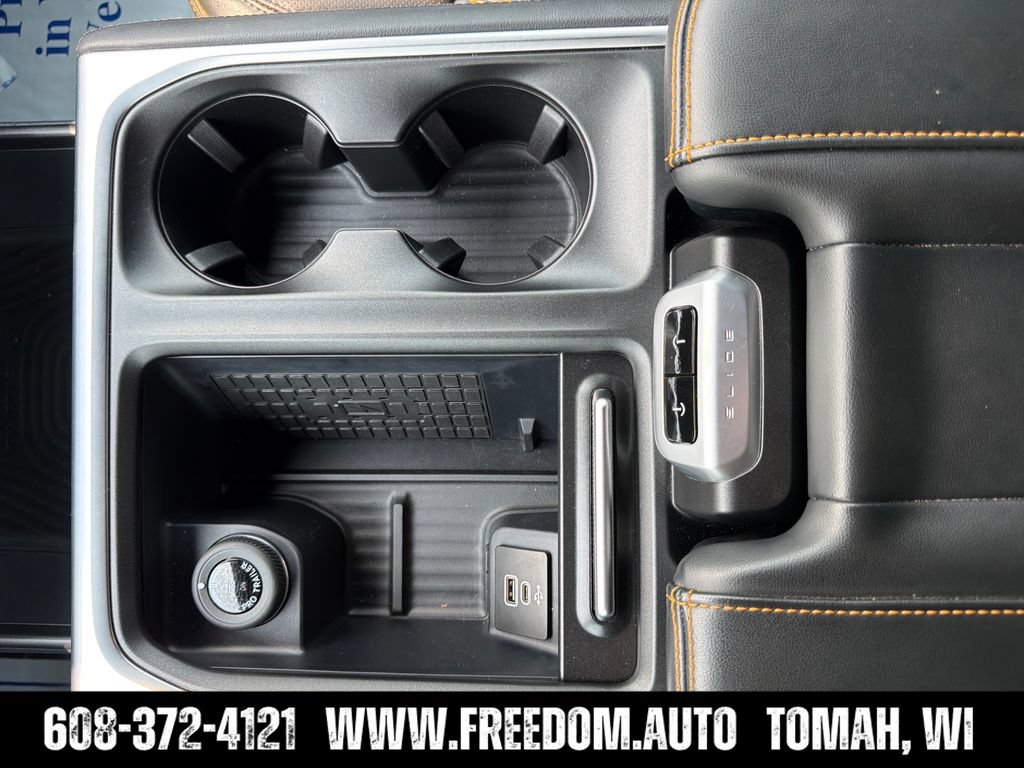 Used 2025 Ford Expedition Tremor AWD/4WD image 15