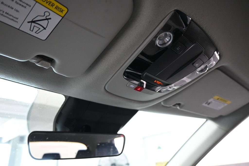 Used 2024 Kia Seltos S FWD image 23