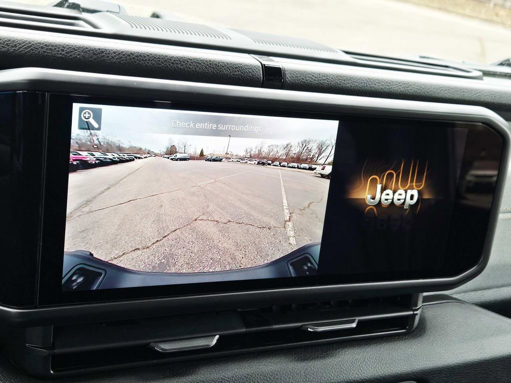 New 2026 Jeep Gladiator Willys image 25