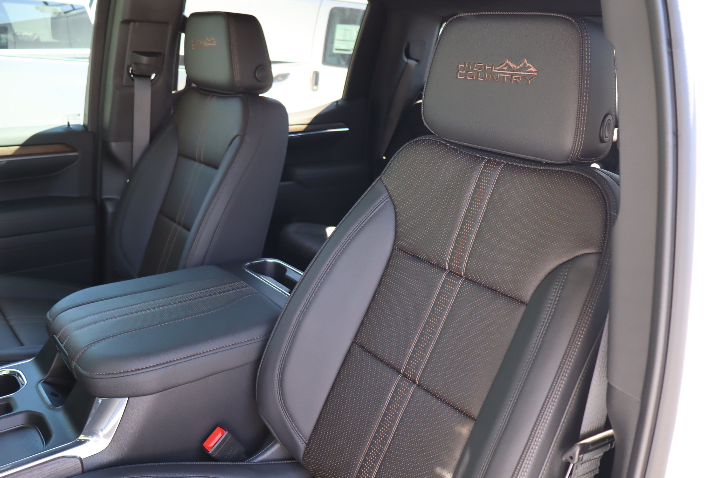 New 2026 Chevrolet Silverado 1500 High Country w/ High Country Premium Package AWD/4WD image 15