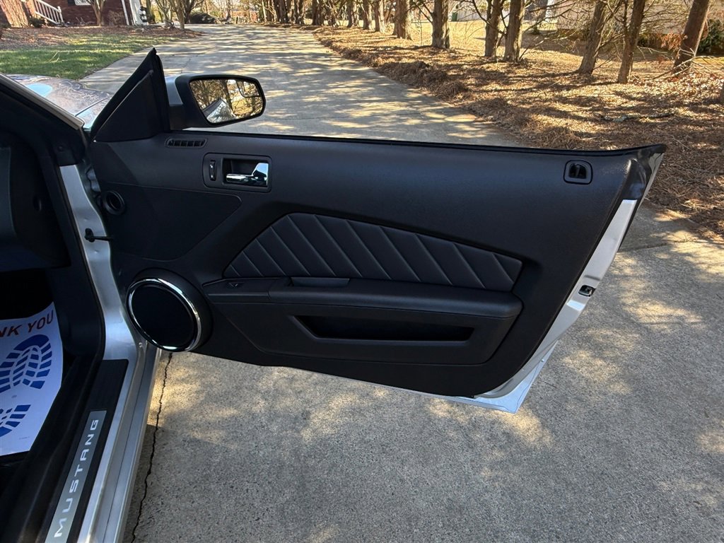 Used 2013 Ford Mustang GT Premium w/ GT Coupe Accessory Pkg 5 image 52