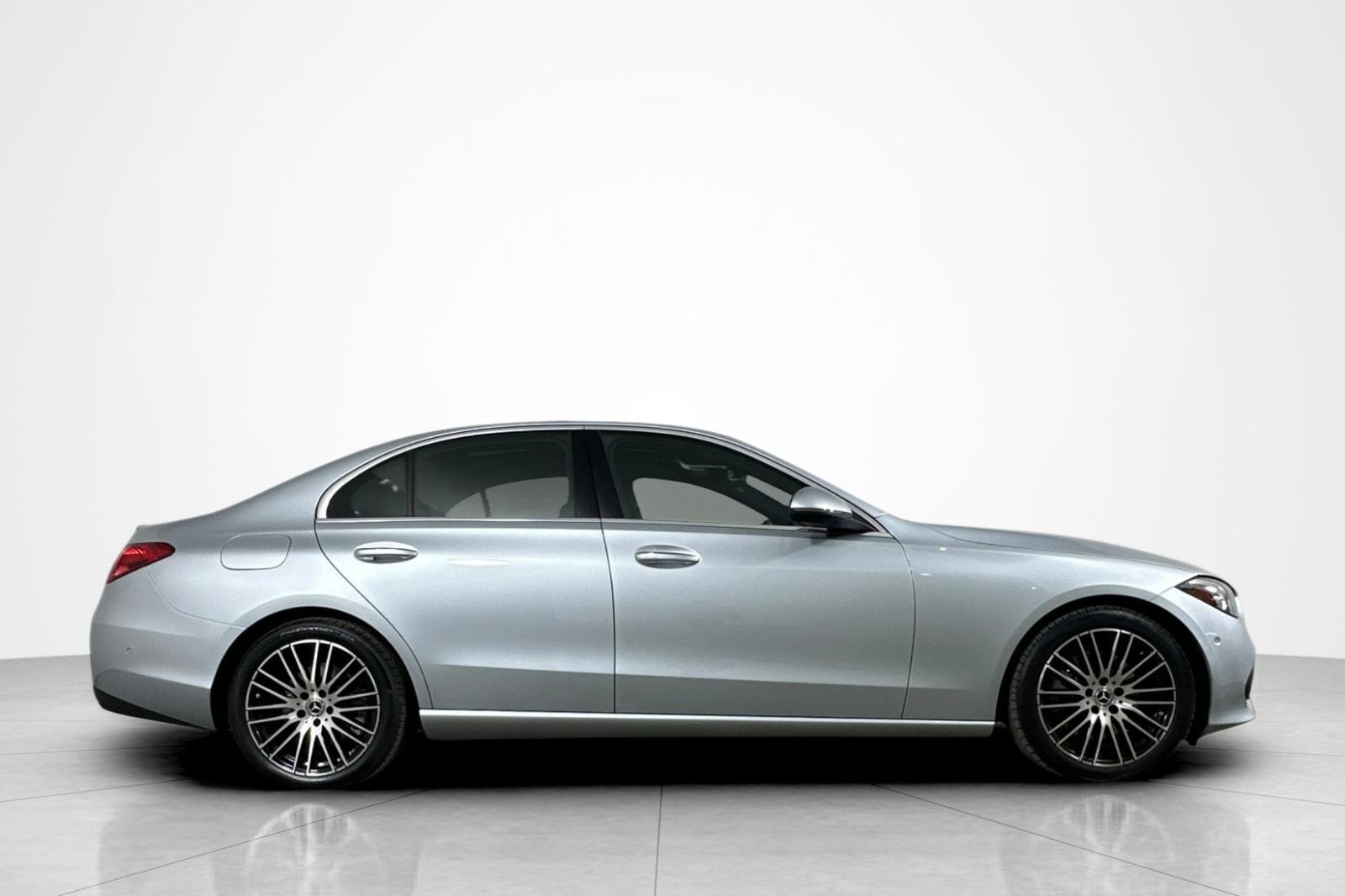 Used 2023 Mercedes-Benz C 300 Sedan image 6