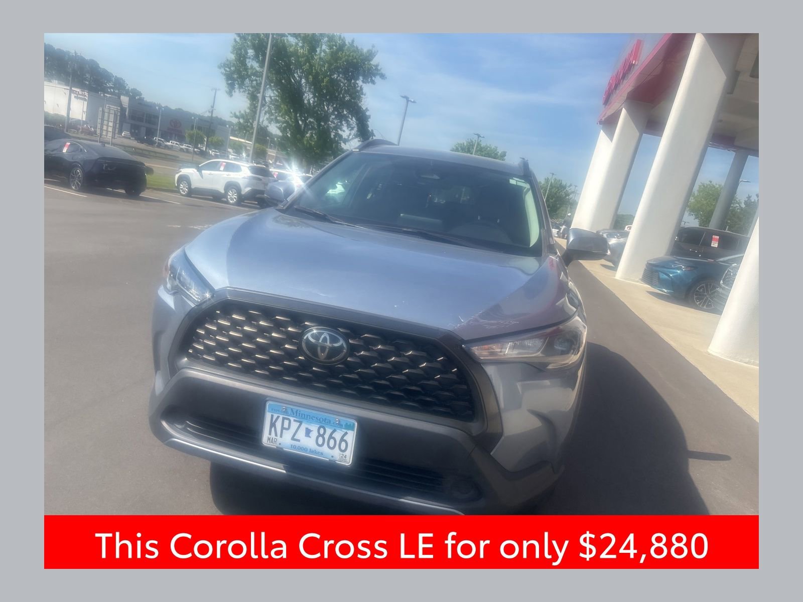 Used 2023 Toyota Corolla Cross LE AWD/4WD image 1
