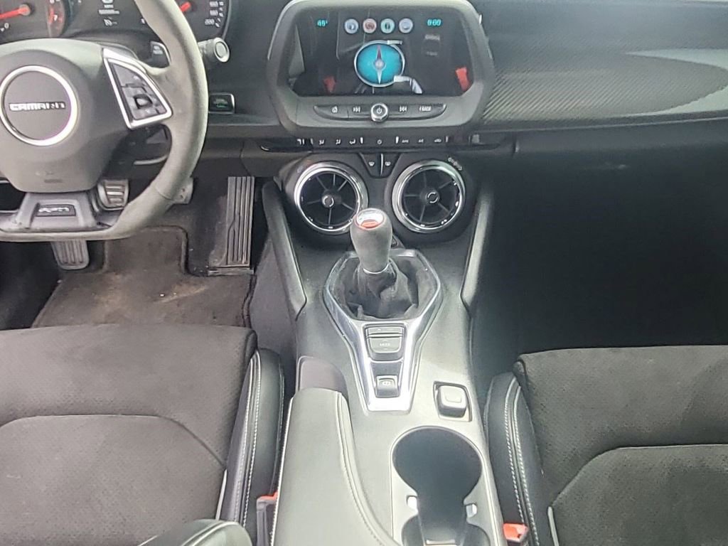 Used 2017 Chevrolet Camaro SS image 26