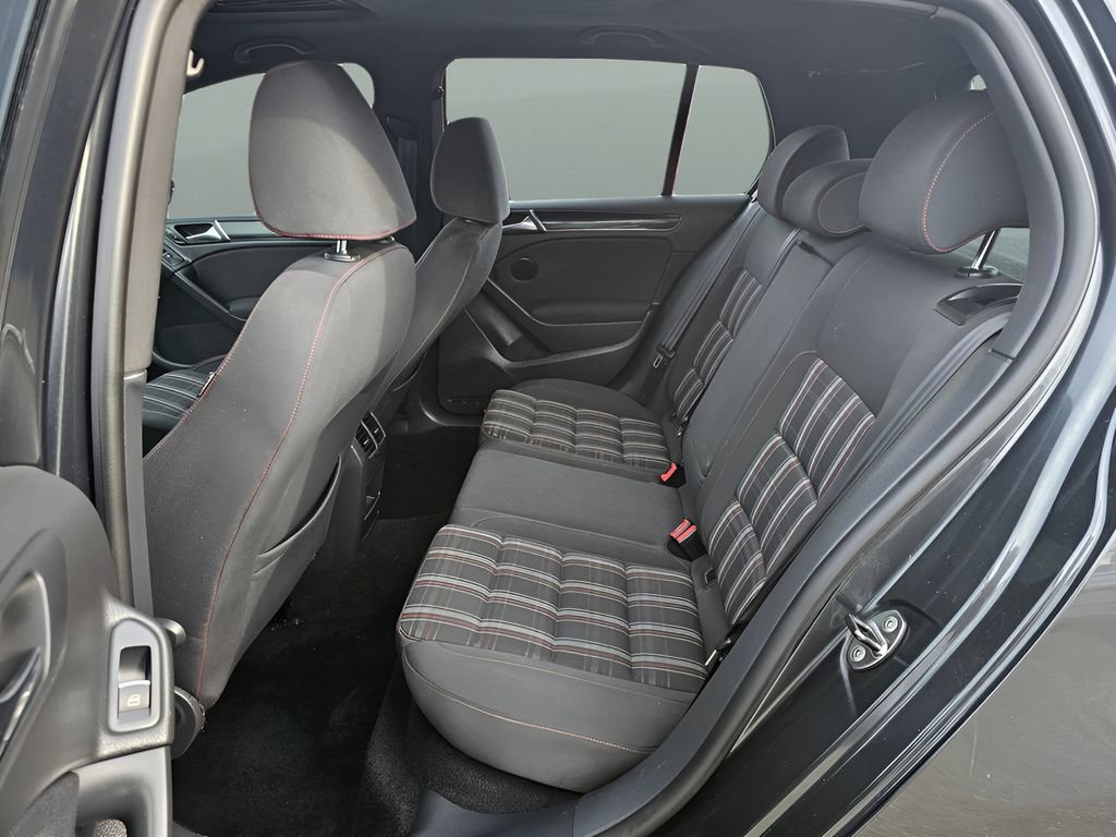 Used 2012 Volkswagen GTI 4-Door FWD image 13