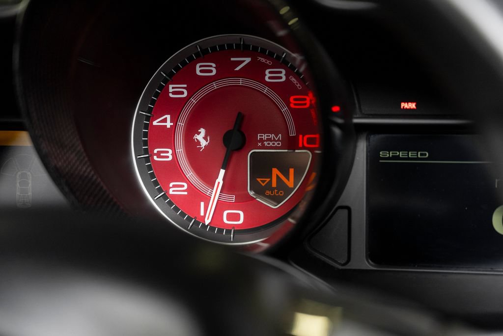 Used 2012 Ferrari 458 Spider RWD image 46
