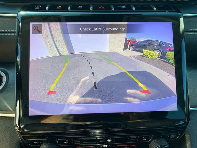 Used 2022 Jeep Grand Cherokee L Limited image 24