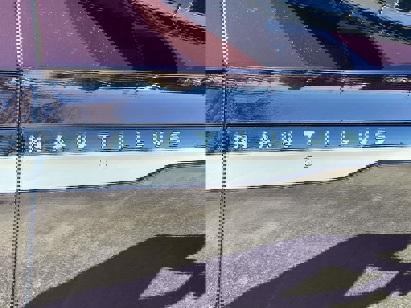 Certified 2025 Lincoln Nautilus Premier w/ Equipment Group 102A image 13