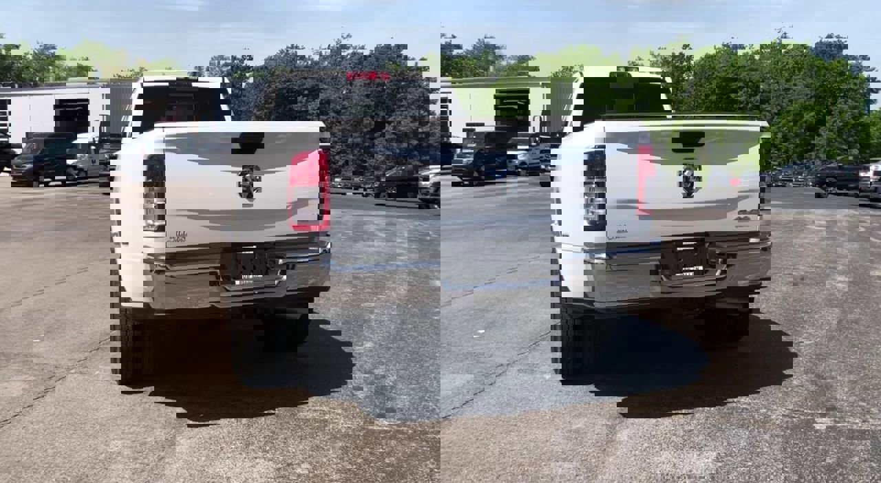 Used 2019 RAM 3500 Tradesman image 7