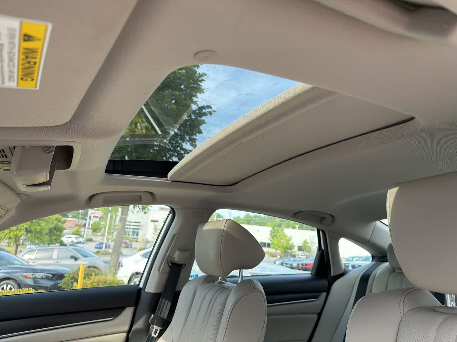 Used 2019 Honda Accord Touring image 20