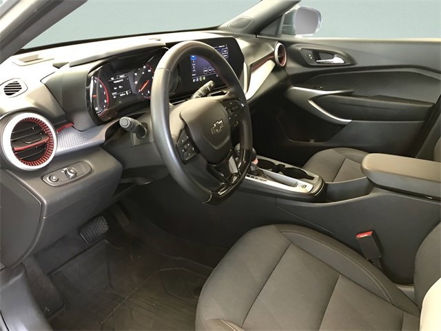 Used 2024 Chevrolet Trax RS w/ Driver Confidence Package image 12