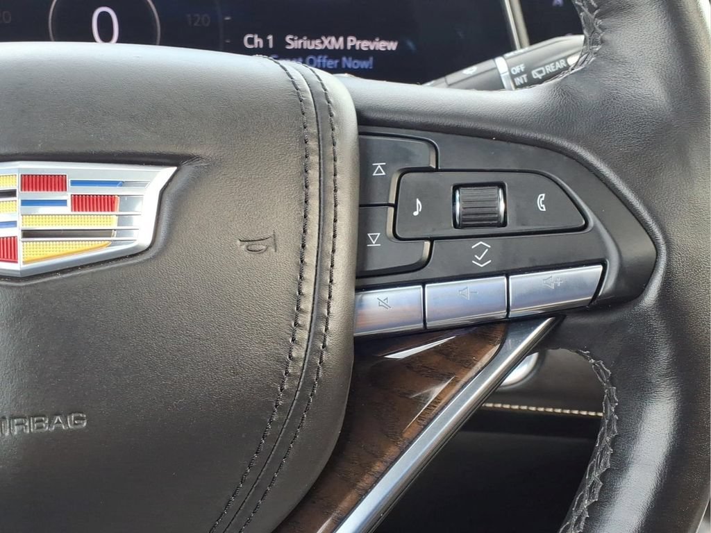 Used 2023 Cadillac Escalade Premium Luxury Platinum AWD/4WD image 26