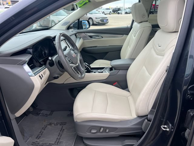 Certified 2023 Cadillac XT5 Premium Luxury AWD/4WD image 13