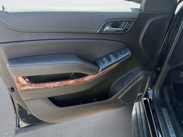 Used 2019 Chevrolet Suburban Premier image 21