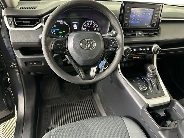 Used 2021 Toyota RAV4 LE image 21