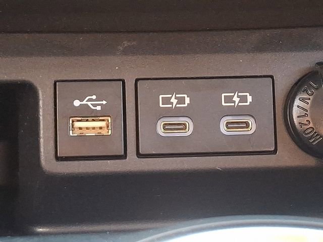 Used 2024 Toyota Highlander LE image 25