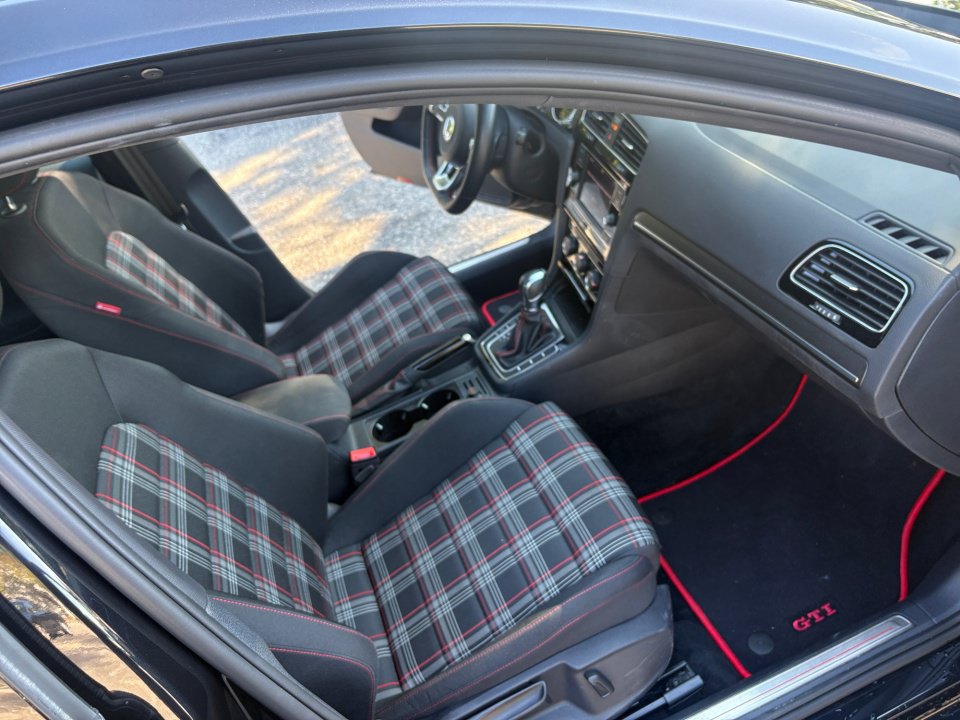 Used 2019 Volkswagen GTI Rabbit Edition FWD image 25