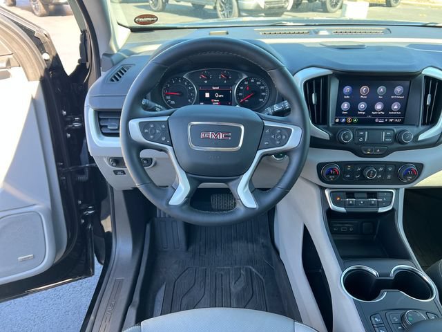 Certified 2023 GMC Terrain SLT w/ Infotainment Package II AWD/4WD image 13