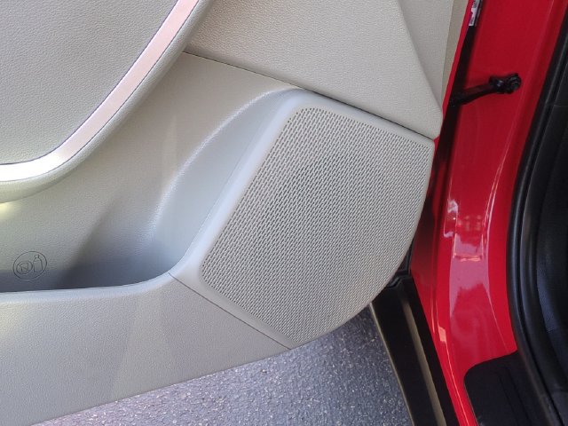 Certified 2025 Kia Soul LX w/ LX Technology Package FWD image 25
