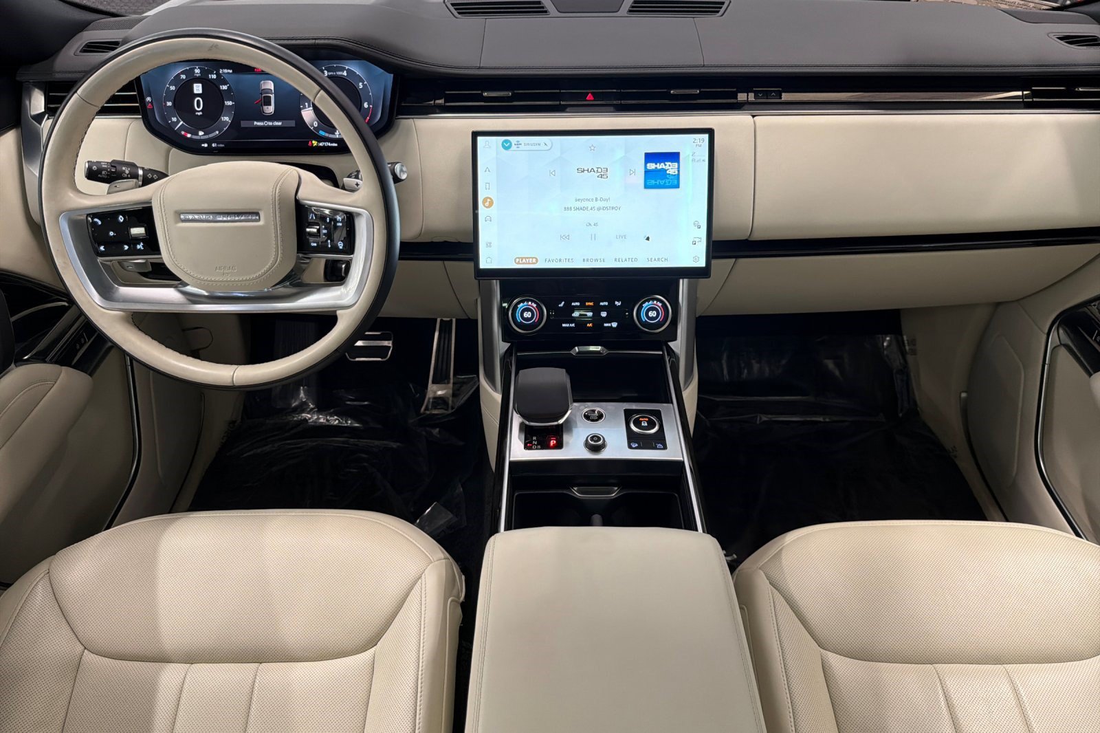 Used 2023 Land Rover Range Rover SE AWD/4WD image 15