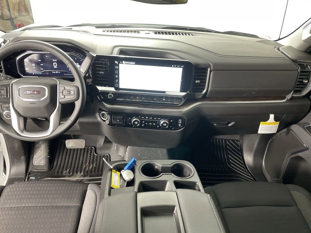 Used 2025 GMC Sierra 1500 SLE image 20
