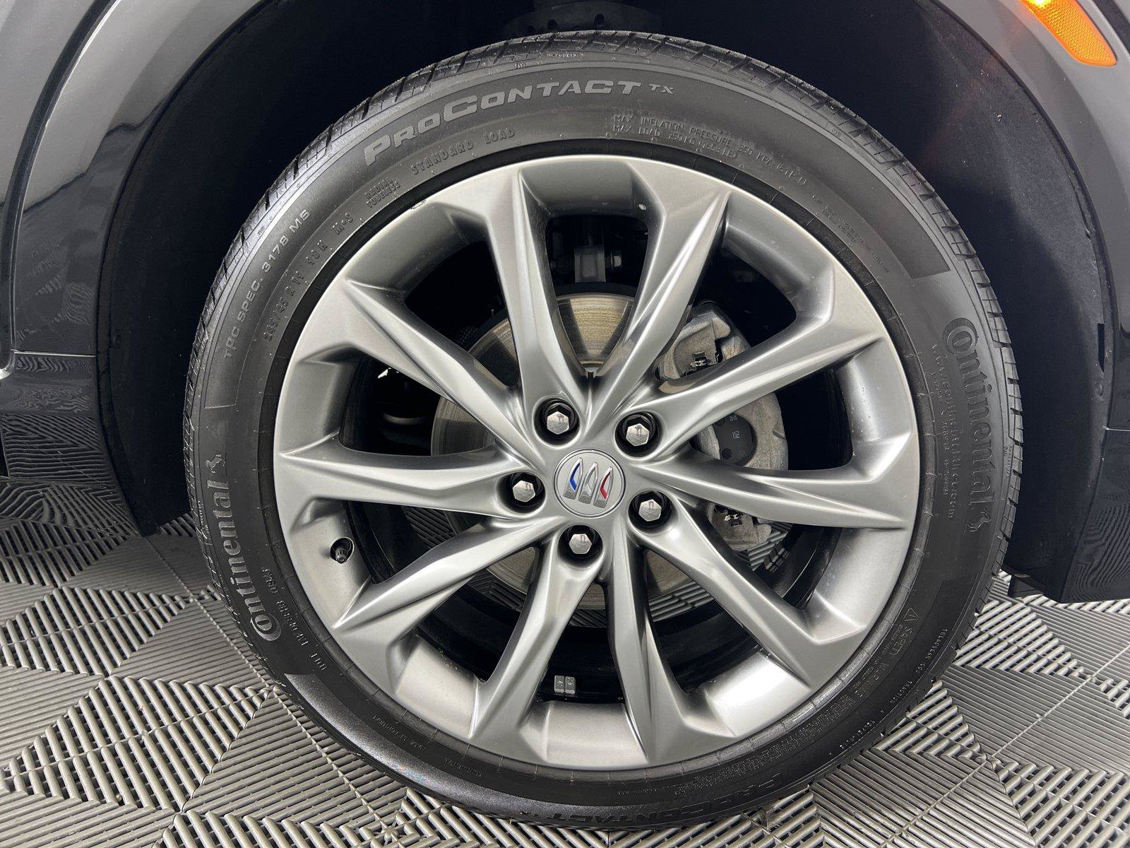 Certified 2024 Buick Encore GX Avenir FWD image 21