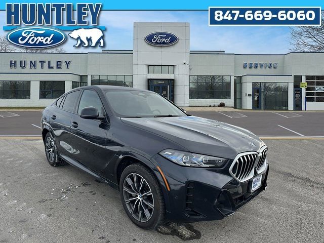 Used 2024 BMW X6 xDrive40i w/ Premium Package image 4