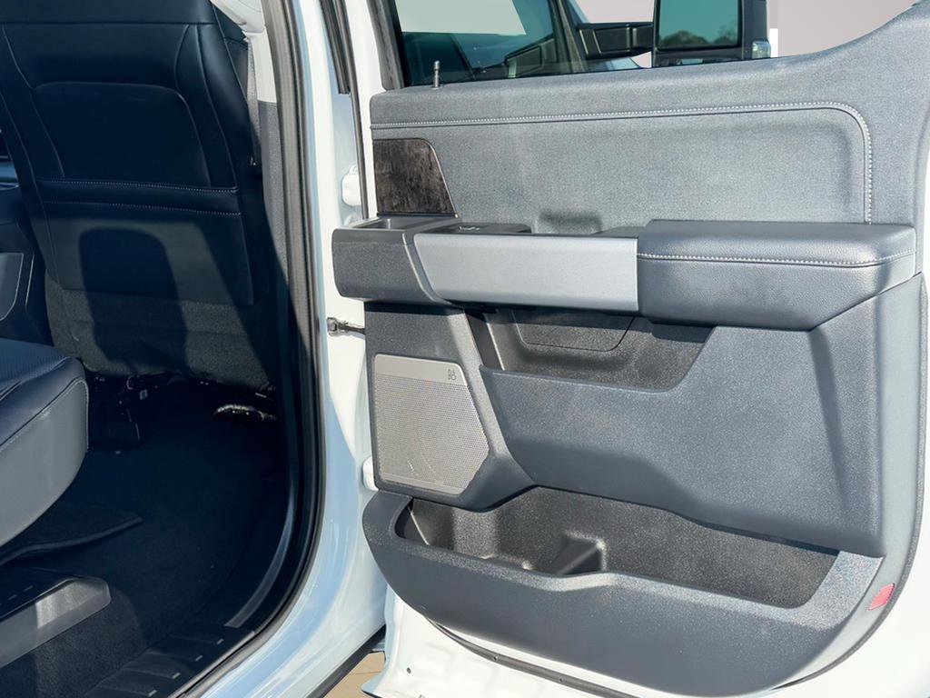 Used 2024 Ford F250 Lariat image 32