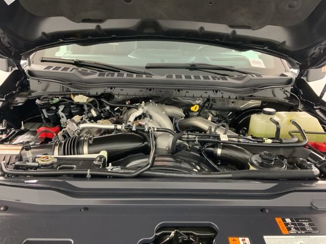 Certified 2024 Ford F350 Platinum w/ FX4 Off-Road Package AWD/4WD image 33